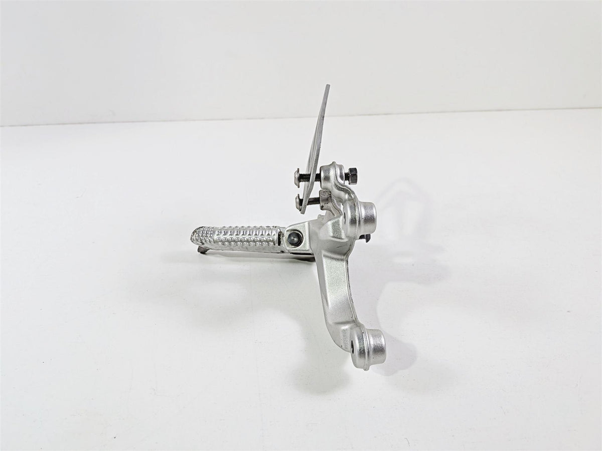 2017 BMW S1000RR K46 Right Rider Driver Foot Peg Rest & Heal Guard 46717728308 {{ shop.shopifyCountryName }} - Mototech271