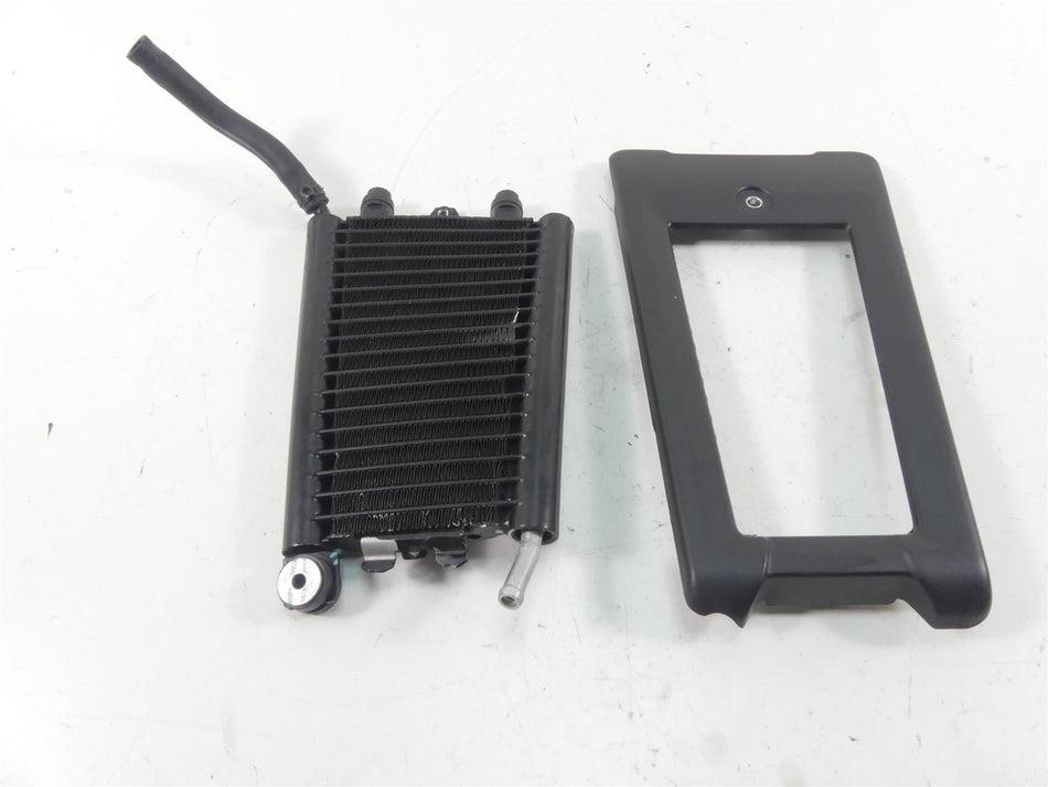 2021 Harley Softail FXBBS Street Bob Oil Cooler & Cover Twisted 62700191 {{ shop.shopifyCountryName }} - Mototech271