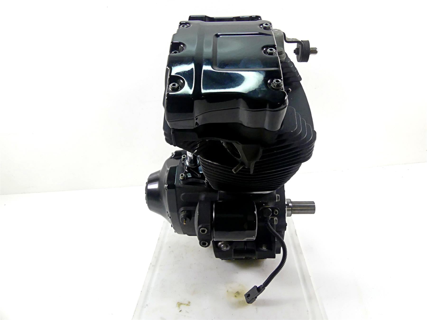 Harley Dyna TC Engine Motor Bill Chambers Racing Heads CR Cams -Video ...