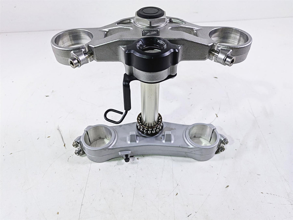 2008 Honda CBR1000RR SC59 Upper Lower Triple Tree Set 53300-MFL-000 {{ shop.shopifyCountryName }} - Mototech271