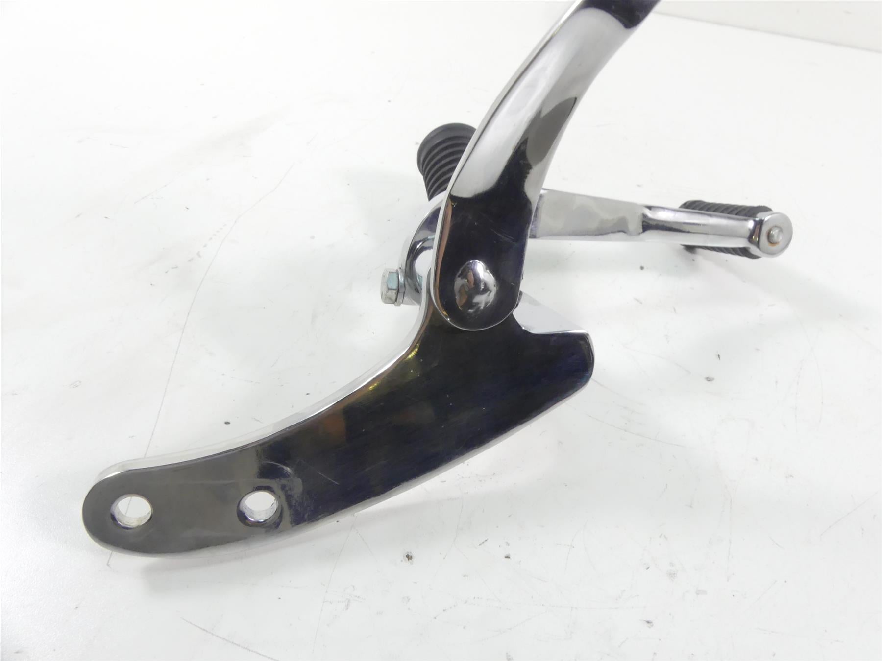 2009 Harley FXDF Dyna Fat Bob Front Left Fw Foot Control + Shift Lever 33693-03 {{ shop.shopifyCountryName }} - Mototech271
