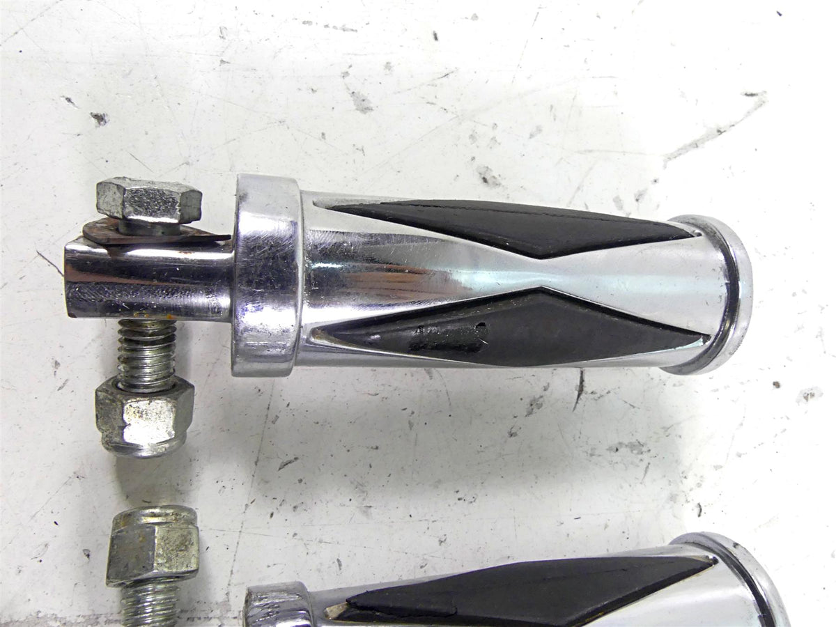 1997 Harley Sportster XL1200 C Rear Passenger Foot Peg Set {{ shop.shopifyCountryName }} - Mototech271