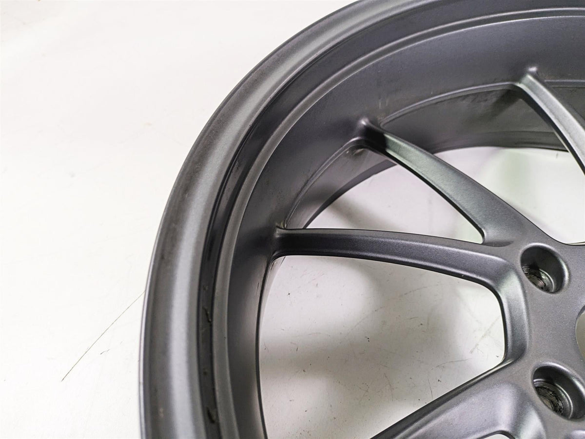 2016 BMW R1200RS K54 Straight Rear Wheel Rim 17x5.5 36318556340 {{ shop.shopifyCountryName }} - Mototech271