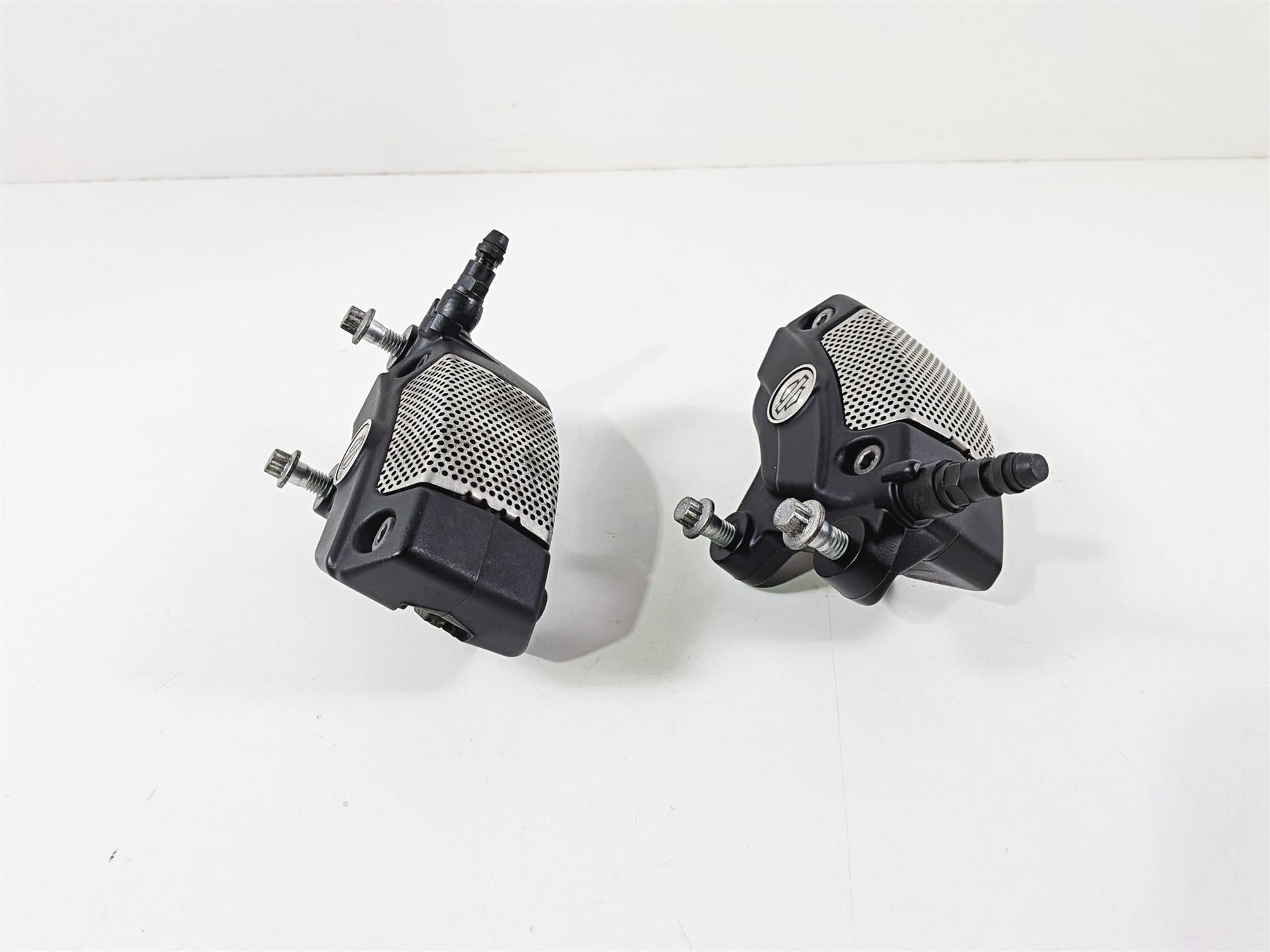 2018 Harley Touring FLHTCU Electra Glide Front Brake Calipers 43027-08 44023-08-Mototech271