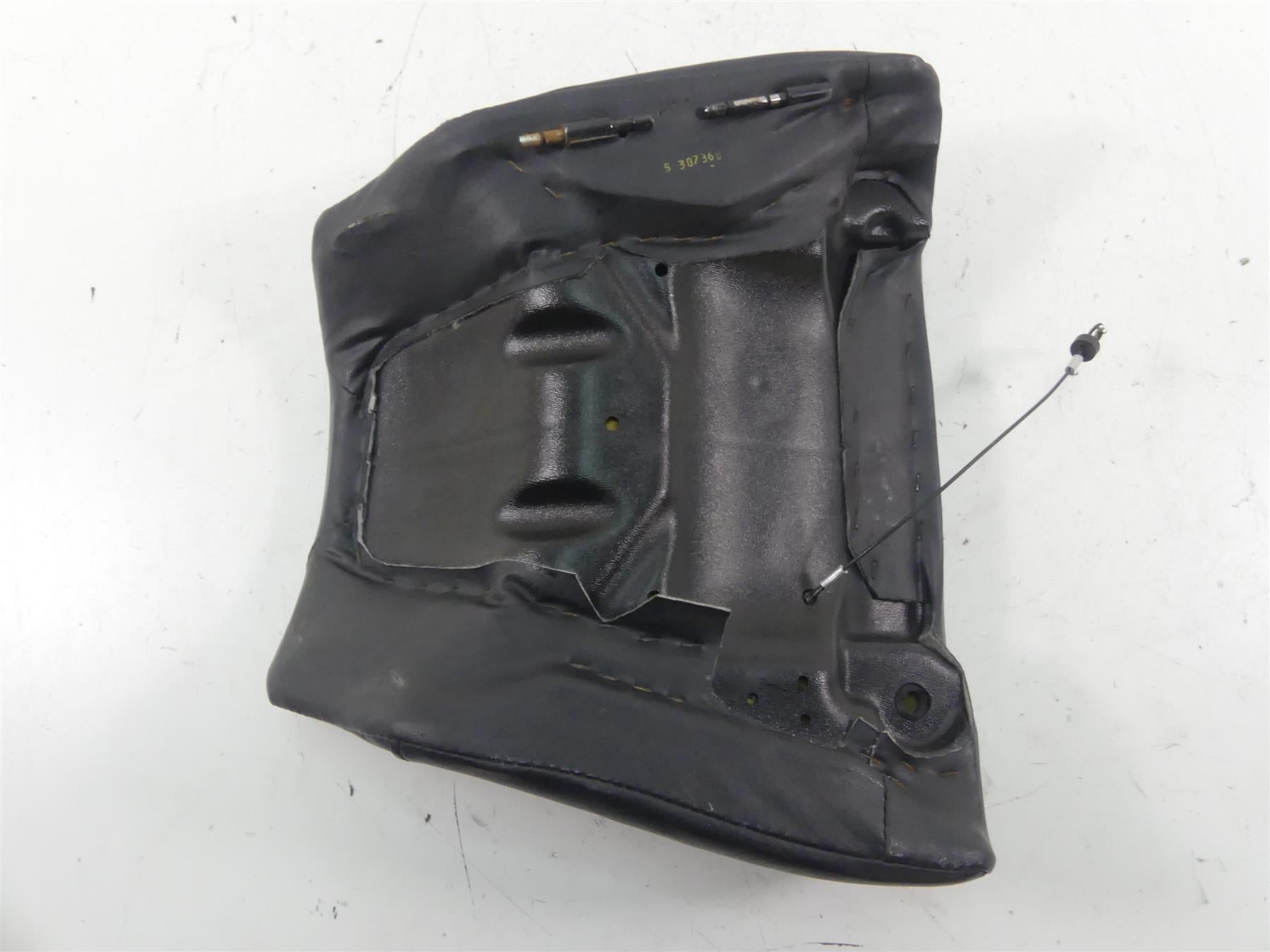 2012 Harley VRSCF Muscle Rod Front Rider Driver Seat Saddle - No Tears 52433-09 {{ shop.shopifyCountryName }} - Mototech271