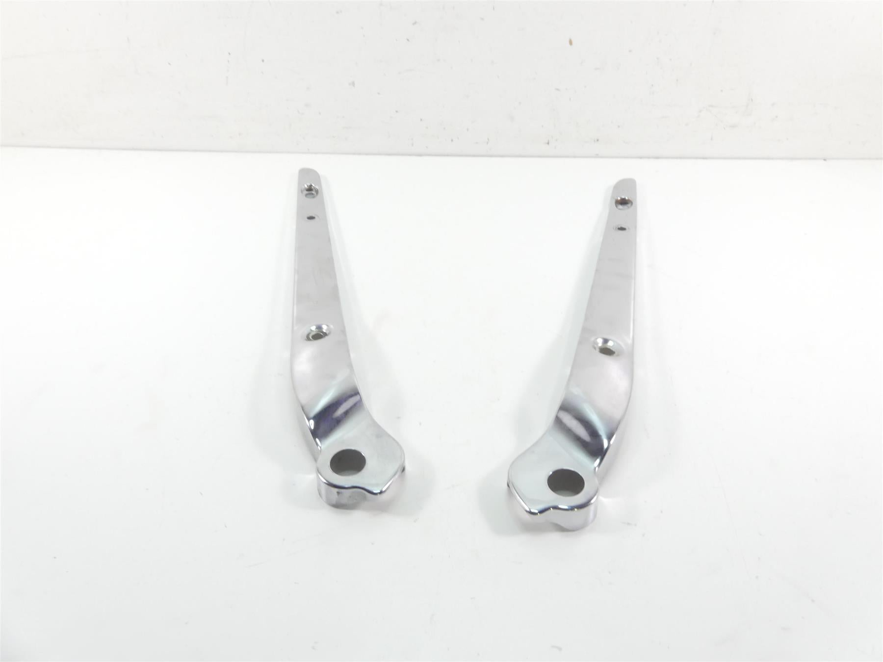 2014 Harley FXDF Dyna Fat Bob Rear Chrome Fender Struts Braces 59281-08 59410-08 {{ shop.shopifyCountryName }} - Mototech271