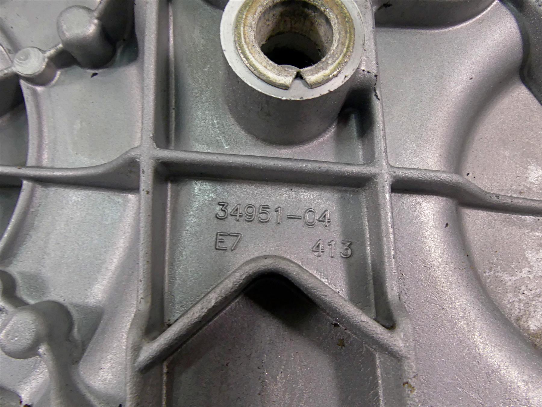 2009 Harley XR1200 Sportster Outer Primary Drive Clutch Cover 34951-04 25471-06 {{ shop.shopifyCountryName }} - Mototech271