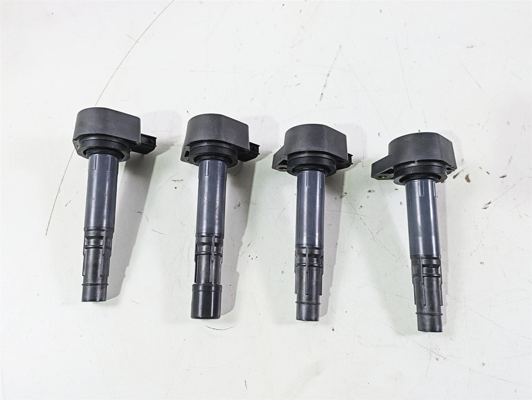 2004 Honda Aquatrax R-12X Ignition Stick Coil Set - Tested 30520-PVJ-A01 {{ shop.shopifyCountryName }} - Mototech271