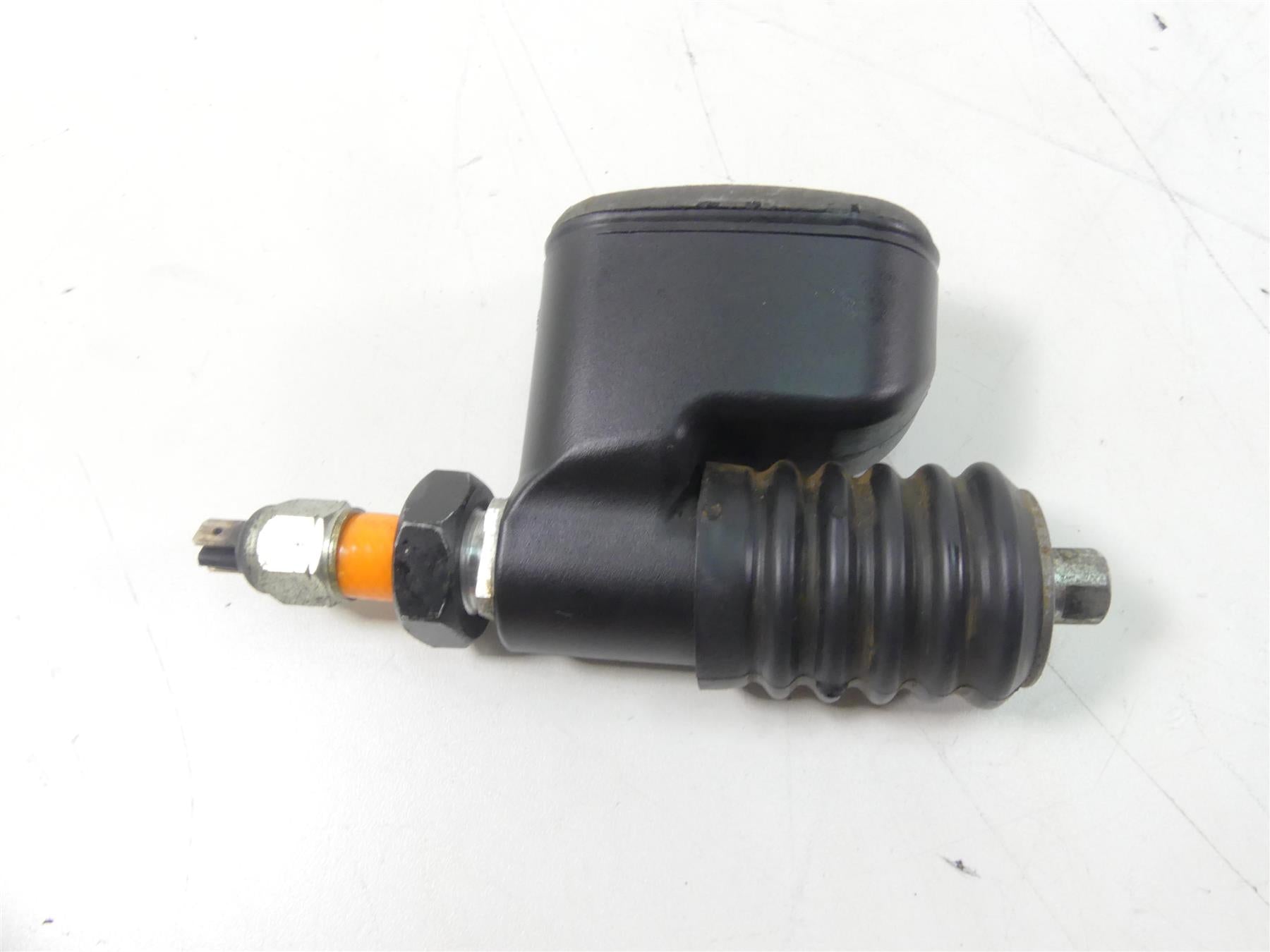 2009 Harley FXDF Dyna Fat Bob Rear Brake Master Cylinder 42474-06C {{ shop.shopifyCountryName }} - Mototech271