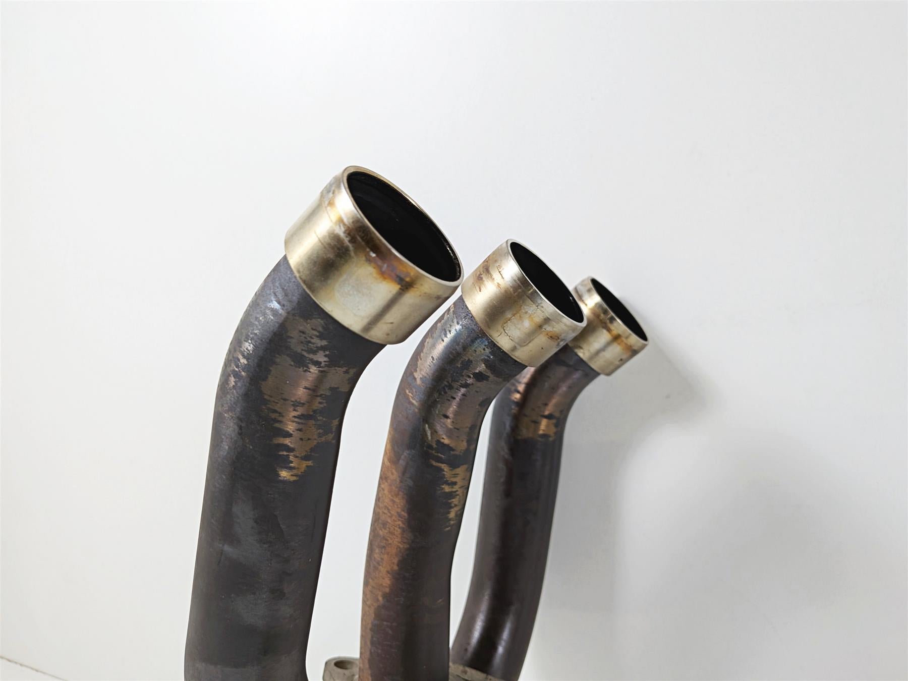 2022 Triumph Tiger 900 GT Pro Exhaust Pipe Header Manifold T2203725 {{ shop.shopifyCountryName }} - Mototech271