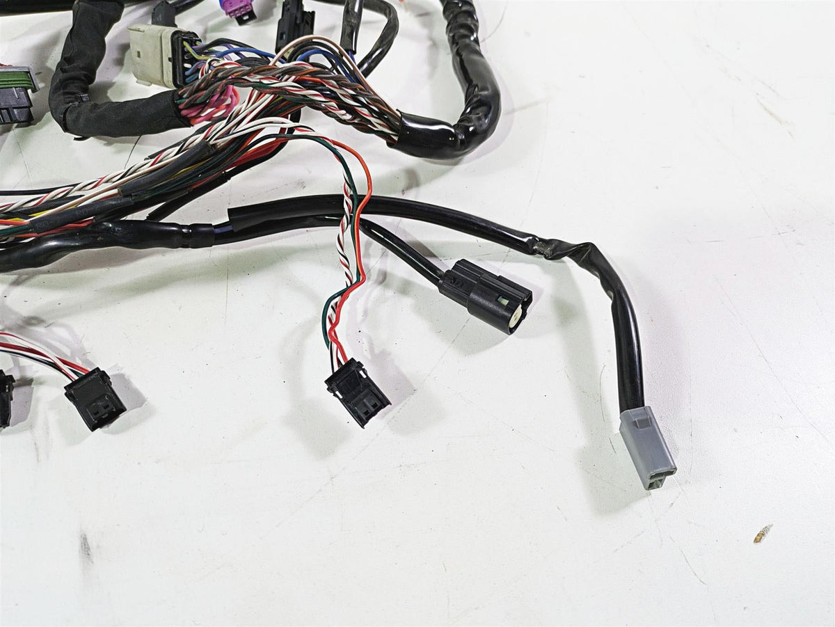 2017 Harley Touring FLHTKSE CVO E-Glide Front Fairing Wiring - Read 69201558 {{ shop.shopifyCountryName }} - Mototech271