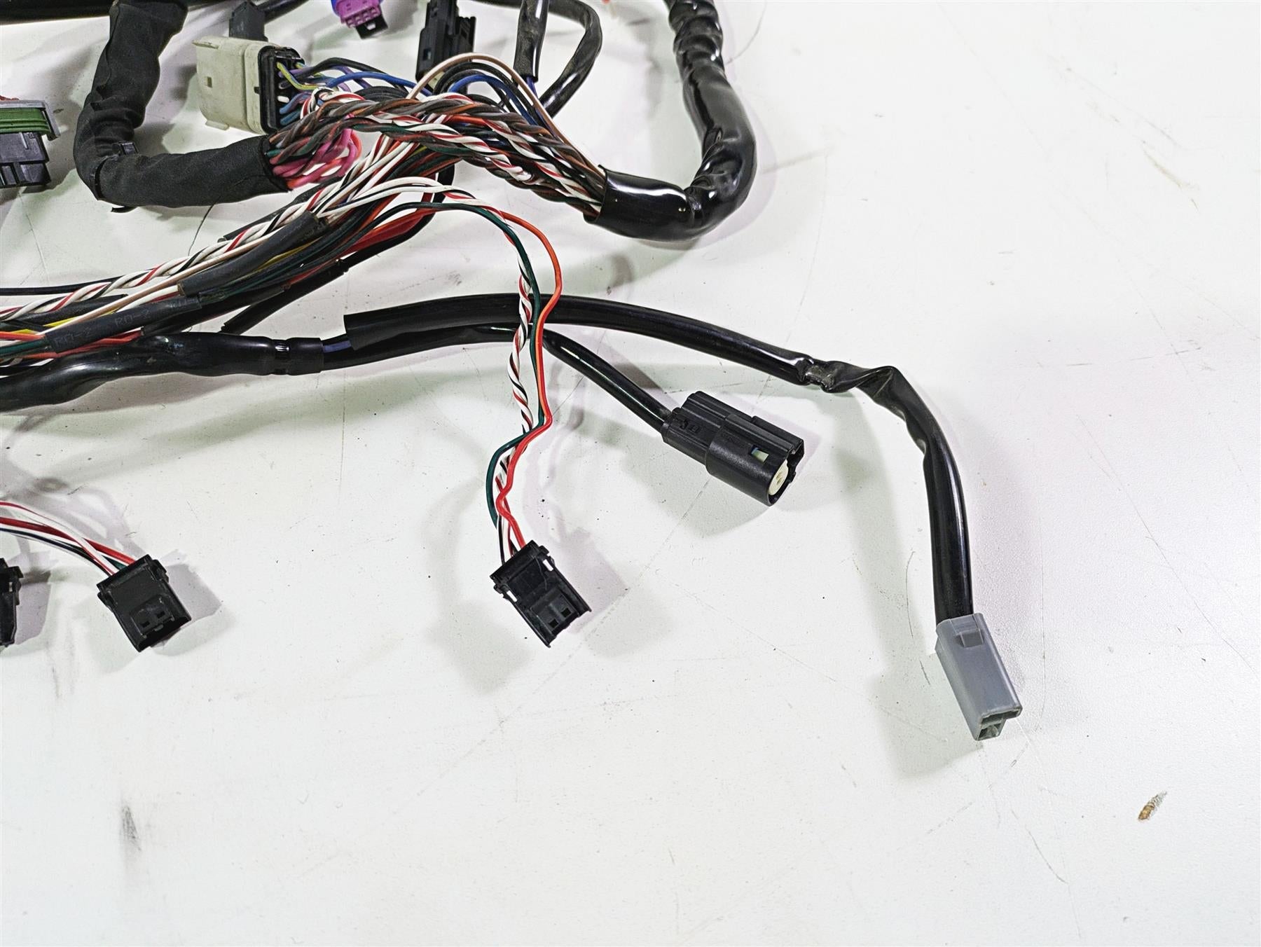 2017 Harley Touring FLHTKSE CVO E-Glide Front Fairing Wiring - Read 69201558 {{ shop.shopifyCountryName }} - Mototech271