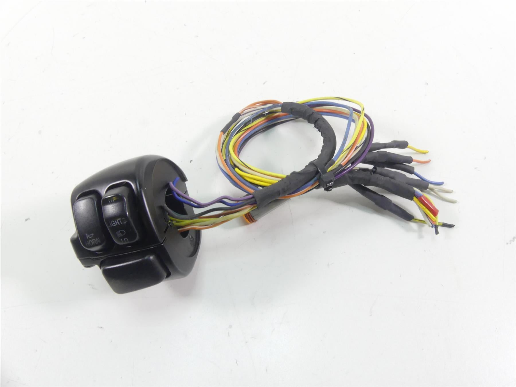 2005 Harley Touring FLHRSI Road King Left Hand Control Switch - Read 71597-96B