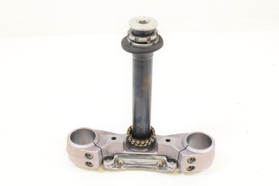2008 Moto Guzzi Breva Sport 1200 Lower Triple Tree Steering Clamp GU05494030 {{ shop.shopifyCountryName }} - Mototech271