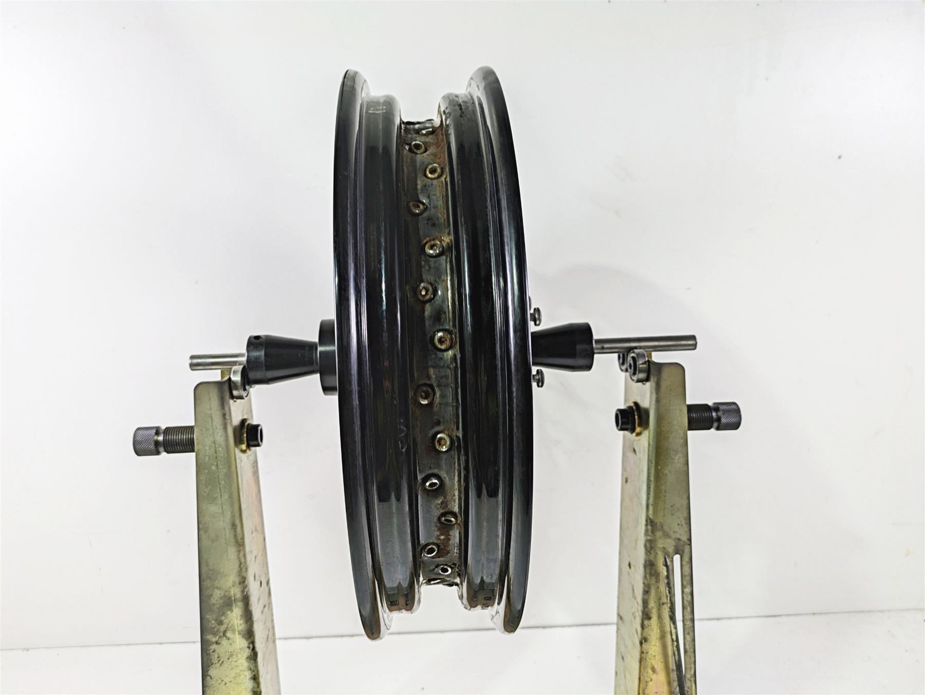 2017 Harley FLS Softail Slim Straight 16x3 Spoke Front Wheel Rim 55107-12 {{ shop.shopifyCountryName }} - Mototech271
