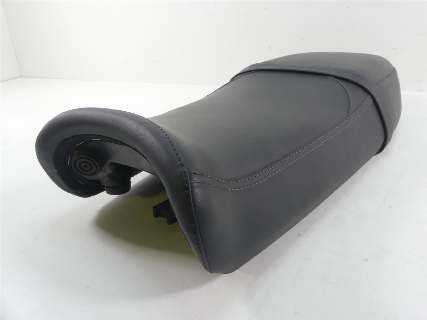2019 Moto Guzzi V7 III Stone 750 Oem Duo Seat Saddle 2B003823000C1 {{ shop.shopifyCountryName }} - Mototech271