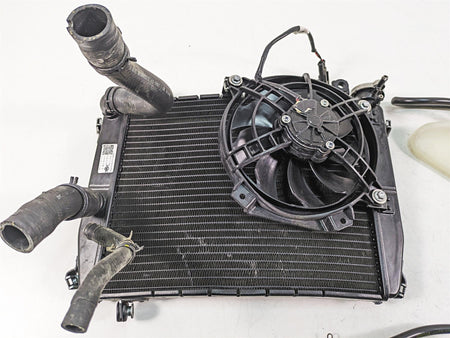 2021 Aprilia RS660 Radiator Fan Reservoir Hoses Set - Read 2B006694 {{ shop.shopifyCountryName }} - Mototech271