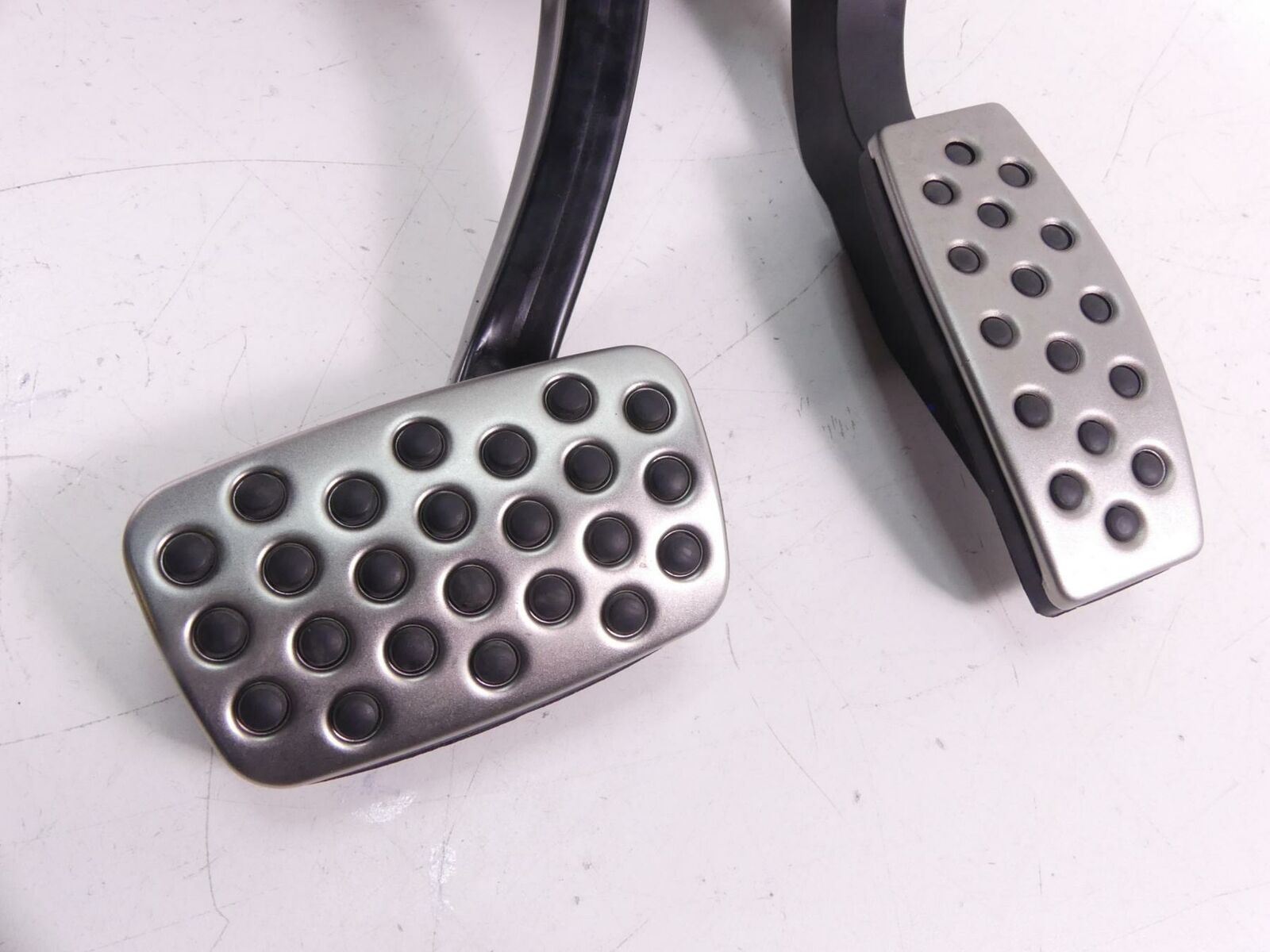 2020 Vanderhall Venice BlackJack Accelerate Throttle Brake Pedal Set 64657619 {{ shop.shopifyCountryName }} - Mototech271
