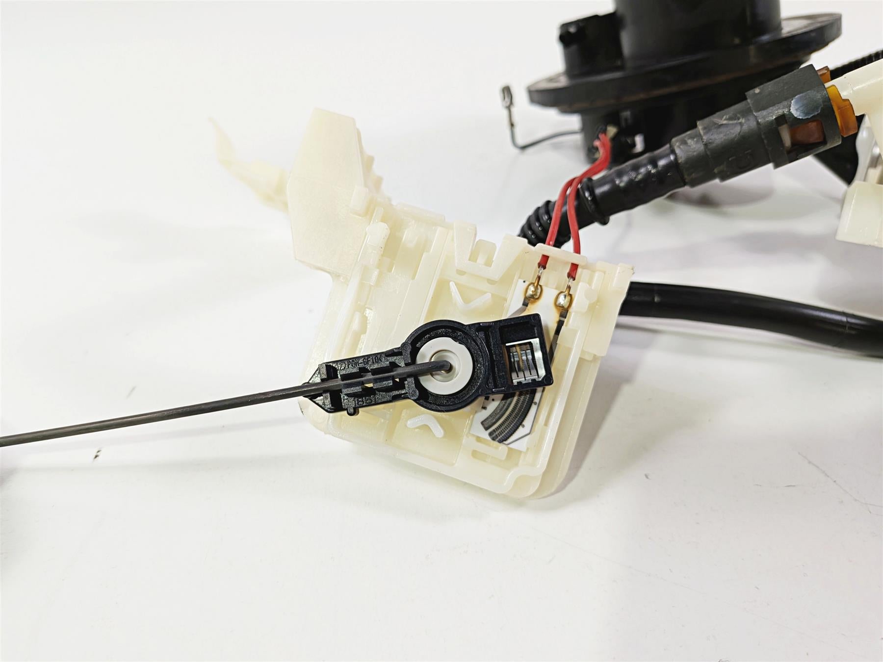 2016 Harley Touring FLHX Street Glide Fuel Gas Pump & Sending Unit 62908-08 {{ shop.shopifyCountryName }} - Mototech271