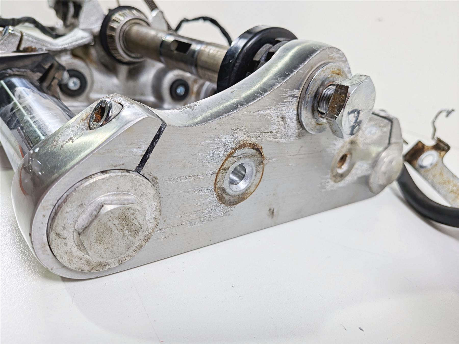 2005 Kawasaki EN500 Vulcan Front End Fork Triple Tree Brake Caliper 44070-1482 {{ shop.shopifyCountryName }} - Mototech271