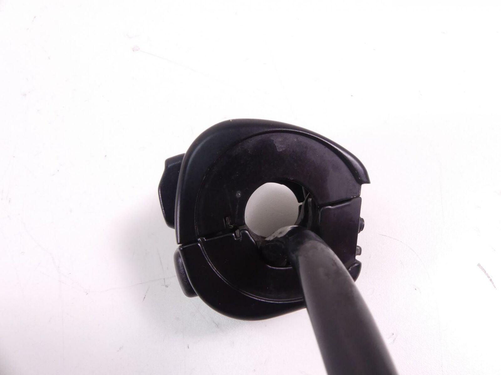 2009 Harley FXDC Dyna Super Glide Left Control Horn Turn Signal Switch 71682-06A {{ shop.shopifyCountryName }} - Mototech271