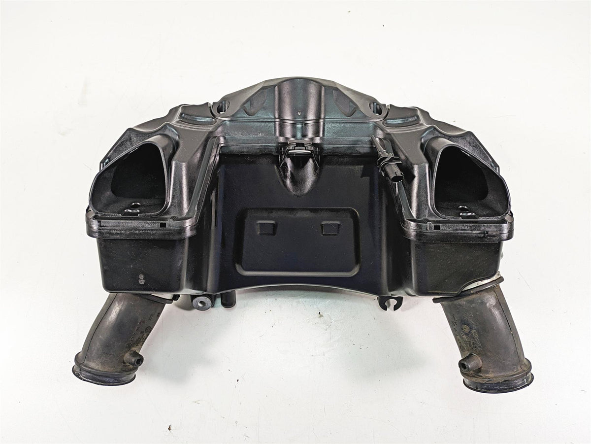 2016 BMW R1200R K53 Air Box Cleaner Filter Breather & Tubes Set 13718523907 {{ shop.shopifyCountryName }} - Mototech271