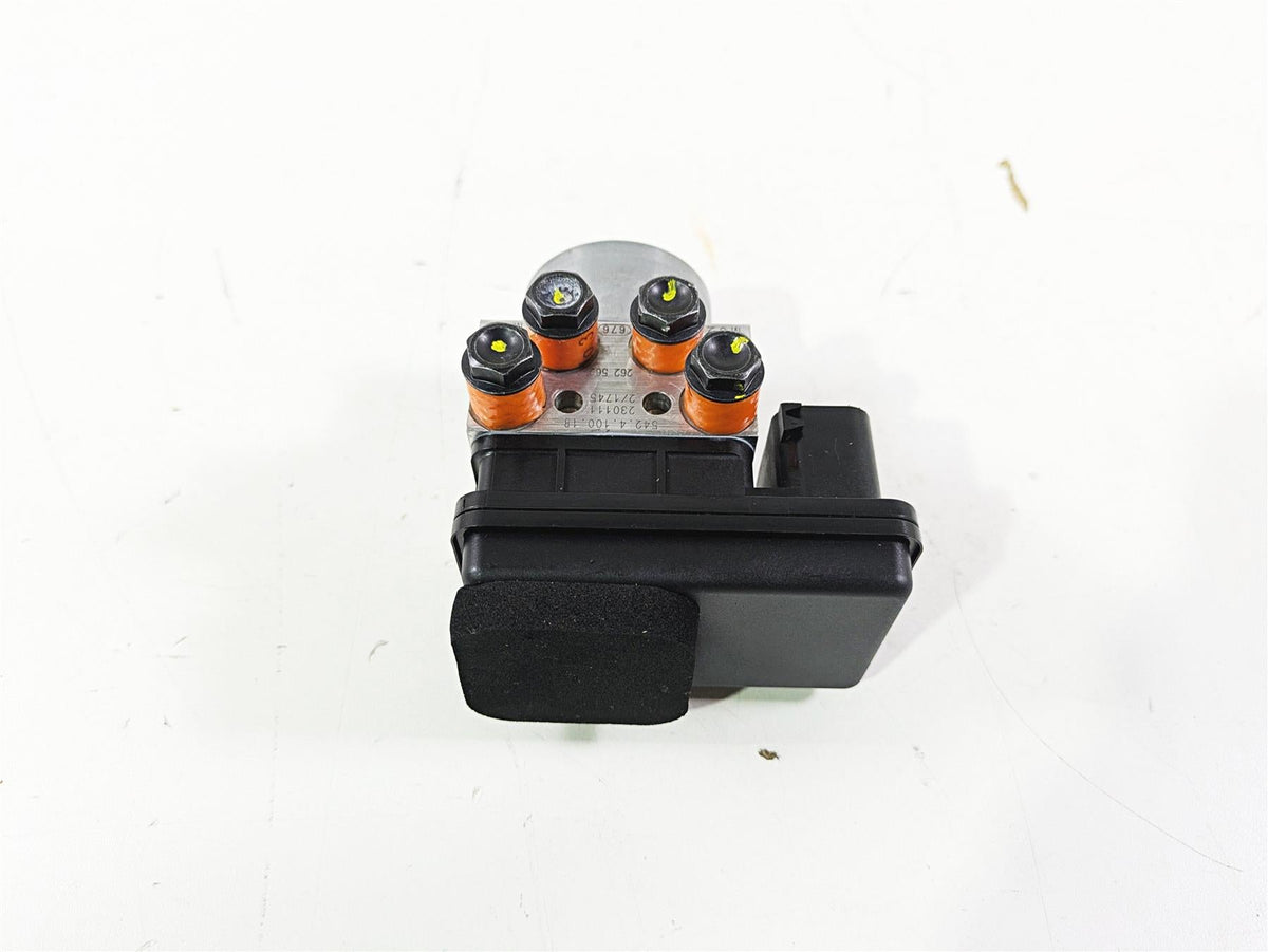 2023 Ducati Monster 937 SP Abs Brake Pump Unit Module 54241011A {{ shop.shopifyCountryName }} - Mototech271
