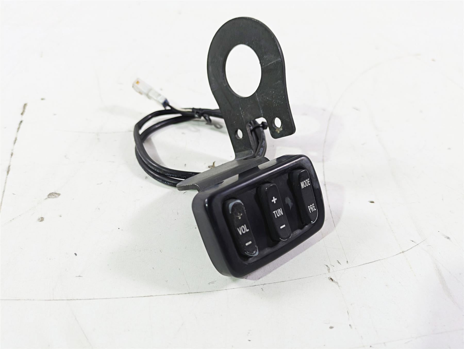 2012 Victory Cross Country Left Hand Radio Control Switch 1017807 {{ shop.shopifyCountryName }} - Mototech271