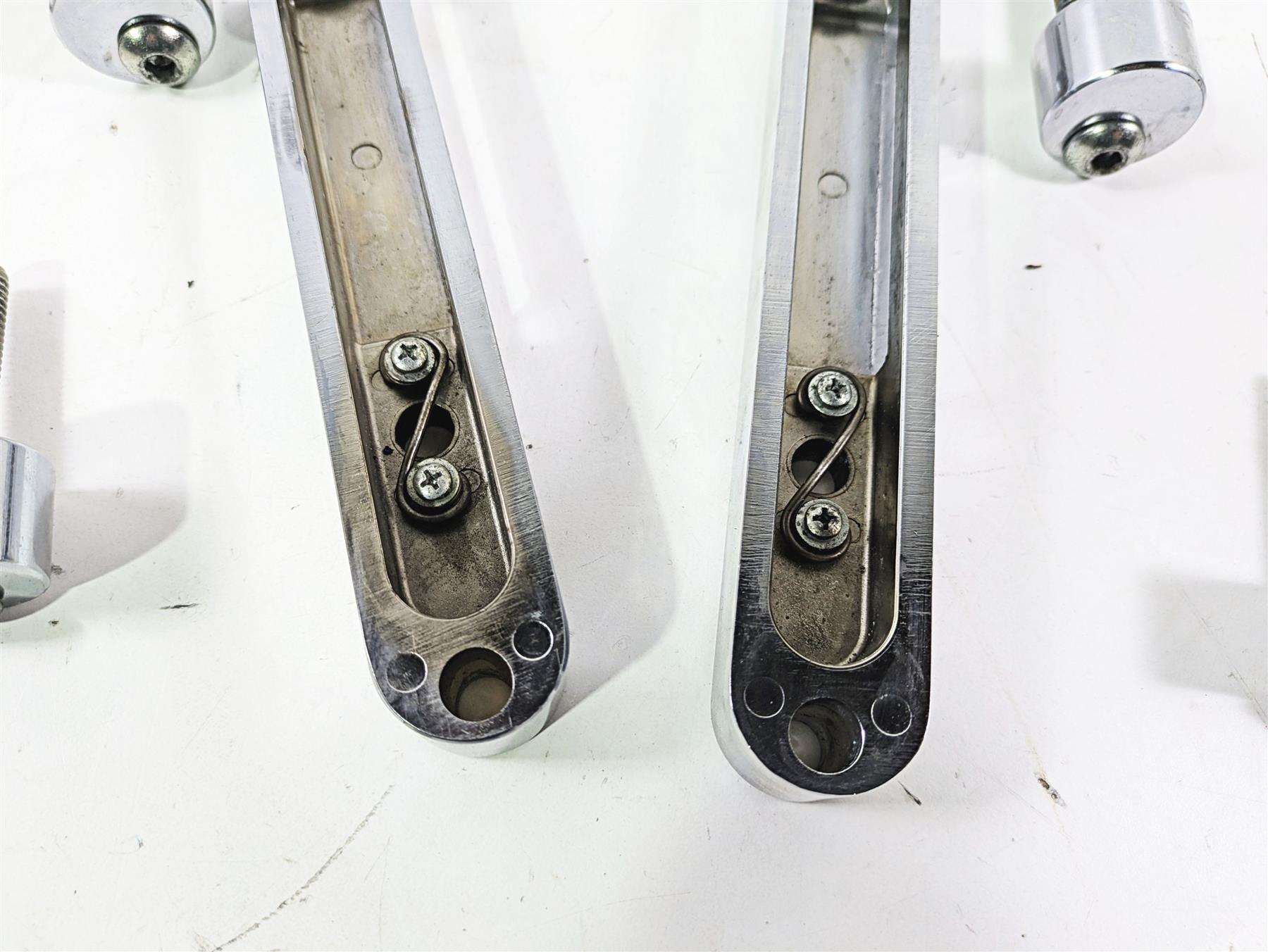 2004 Harley Softail FLSTF Fat Boy Saddlebag Quick Connect Mount Kit {{ shop.shopifyCountryName }} - Mototech271