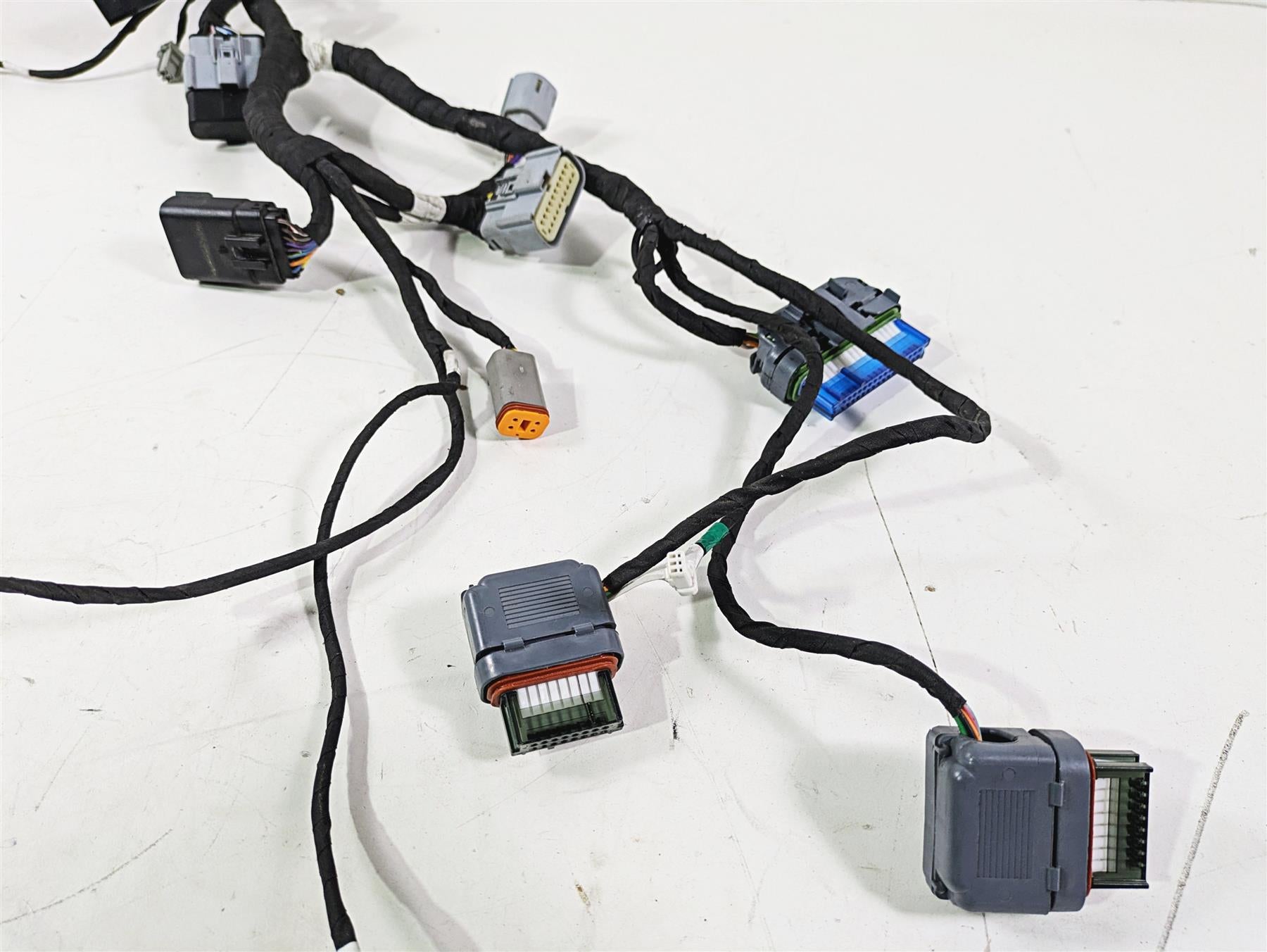2019 Indian Chieftain Limited Front Nose Wiring Harness Loom No Cuts 2414627 {{ shop.shopifyCountryName }} - Mototech271