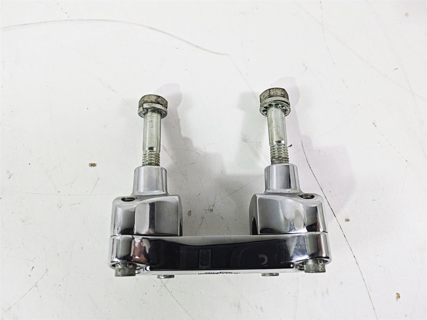 2008 Harley FLSTC 105TH Softail Heritage Handlebar Riser Holder Set 56567-86B {{ shop.shopifyCountryName }} - Mototech271