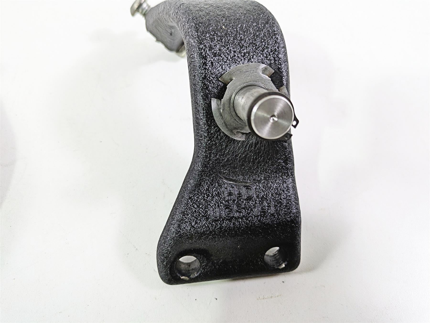 2017 Harley Dyna FXDB Street Bob Front Mid Control Foot Peg Mount Set 50667-07 {{ shop.shopifyCountryName }} - Mototech271