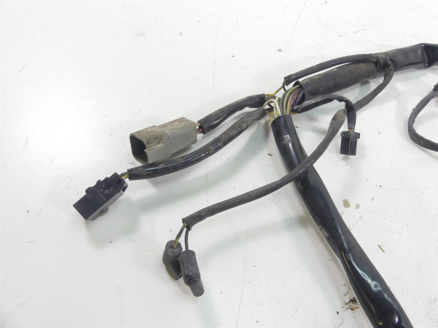 2005 Harley Softail FLSTSC Heritage Springer Main Wiring Harness Loom 70216-04A {{ shop.shopifyCountryName }} - Mototech271