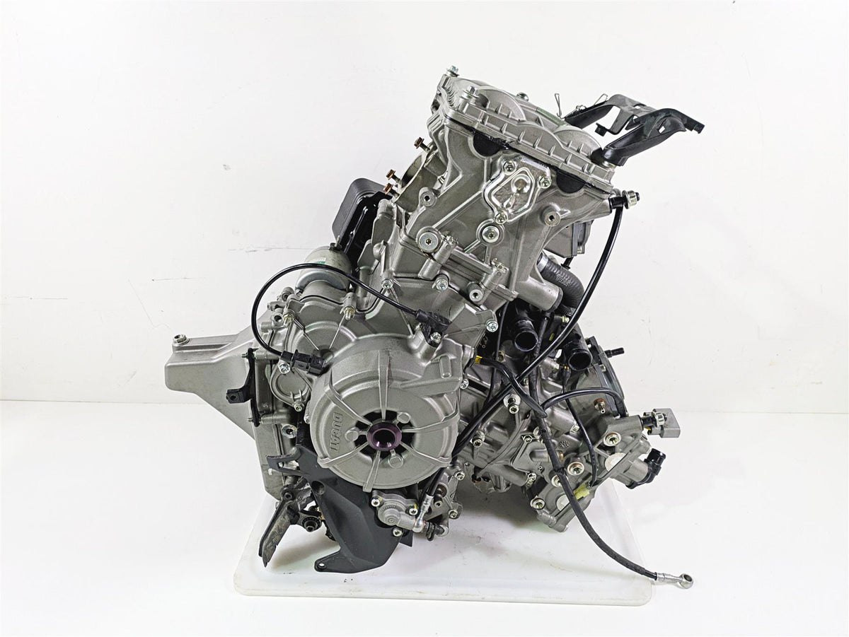 2022 Ducati Streetfighter V2 Running Engine Motor 4K Only - Video 225P0263A {{ shop.shopifyCountryName }} - Mototech271