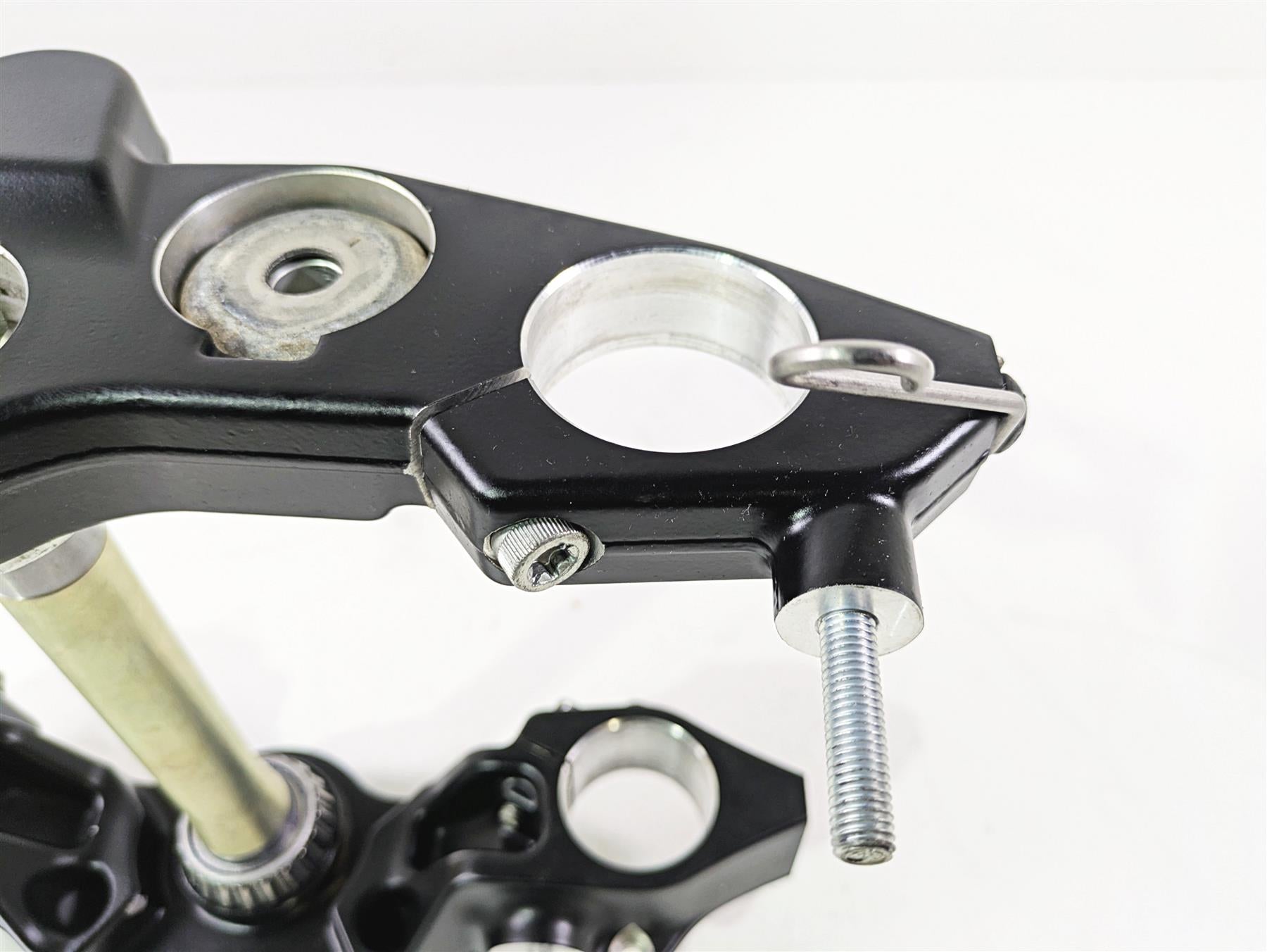 2017 Indian Chieftain Limited Upper Lower Triple Tree Clamp Set 1824691 1824716 {{ shop.shopifyCountryName }} - Mototech271