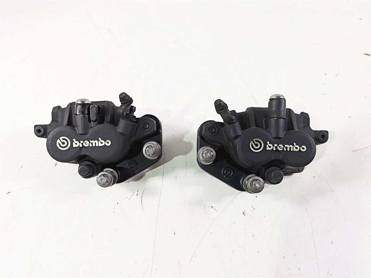 2017 BMW F800GS Adv K75 Brembo Front Brake Caliper Set 34117716715 34117716716 {{ shop.shopifyCountryName }} - Mototech271