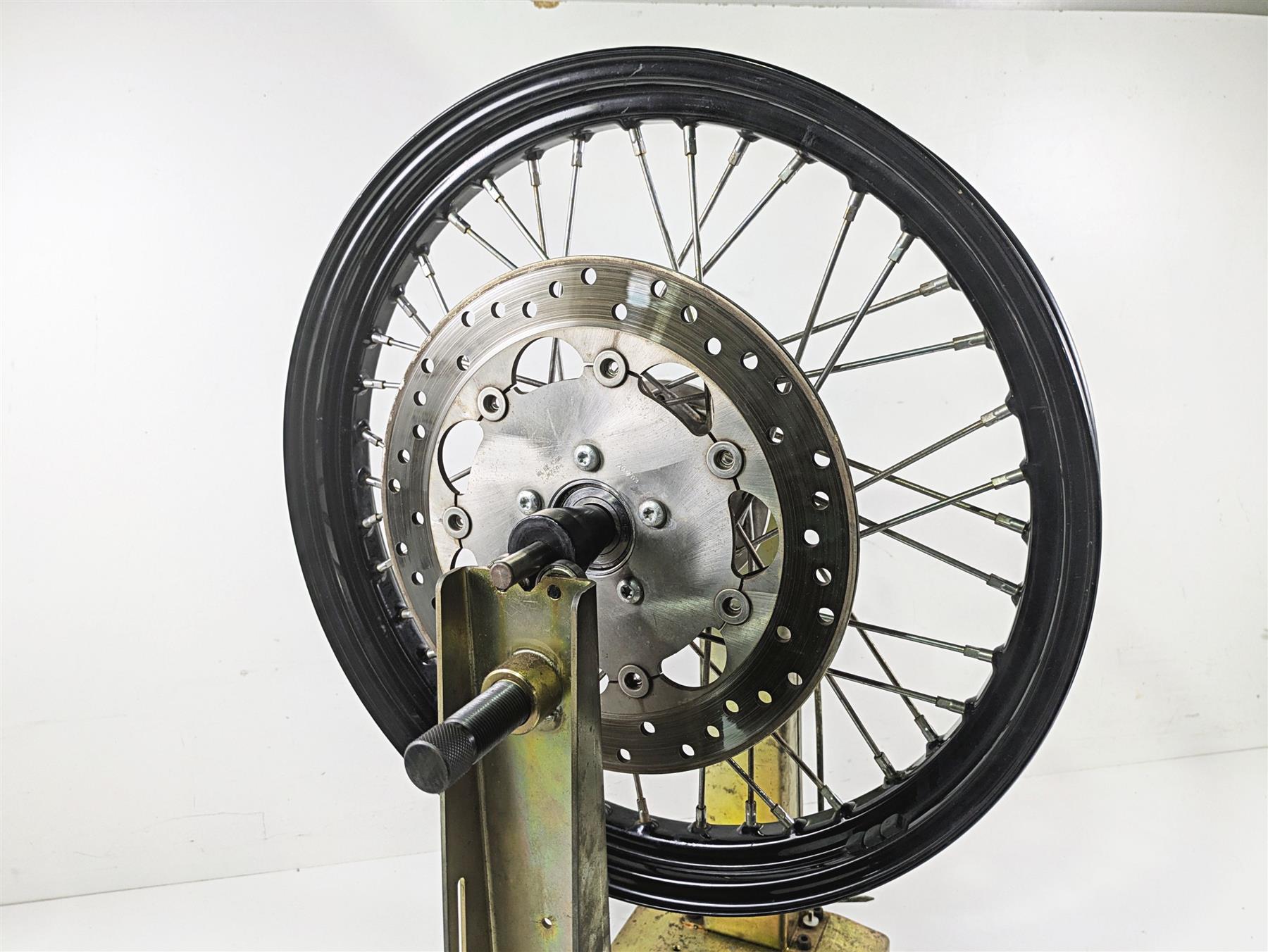 2010 Harley Dyna FXDB Street Bob 19x2.5 Front Wheel Spoke Rim - Runout 41425-09 {{ shop.shopifyCountryName }} - Mototech271