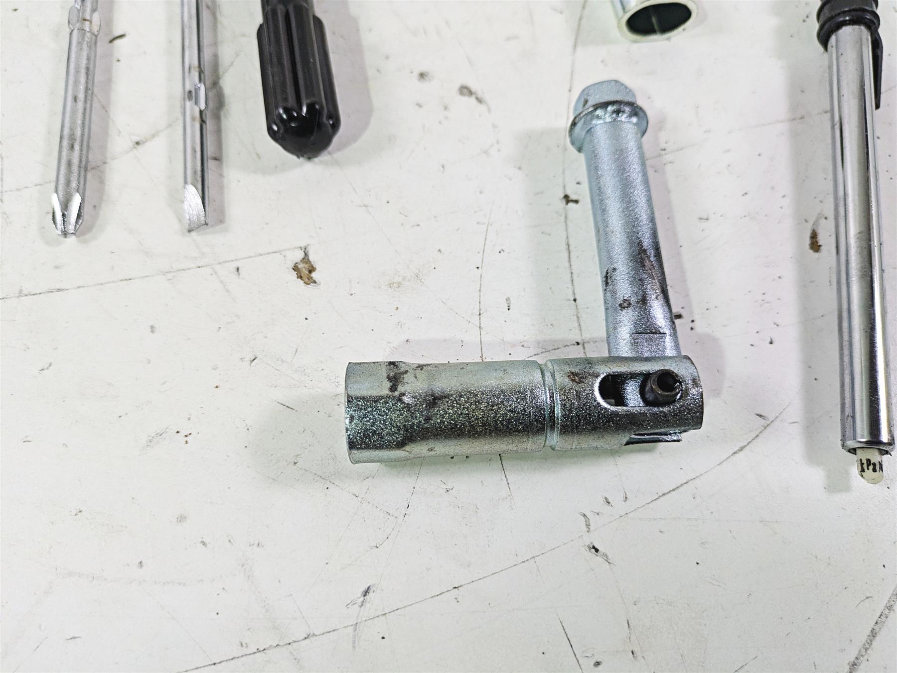 2005 Kawasaki ZX12R Ninja Owners Tools Toolkit + Bag 56007-1489 {{ shop.shopifyCountryName }} - Mototech271