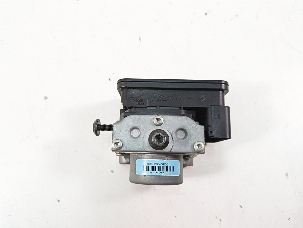 2016 Kawasaki Ninja EX300 Nissin Abs Brake Pump Control Module 16082-0744 {{ shop.shopifyCountryName }} - Mototech271