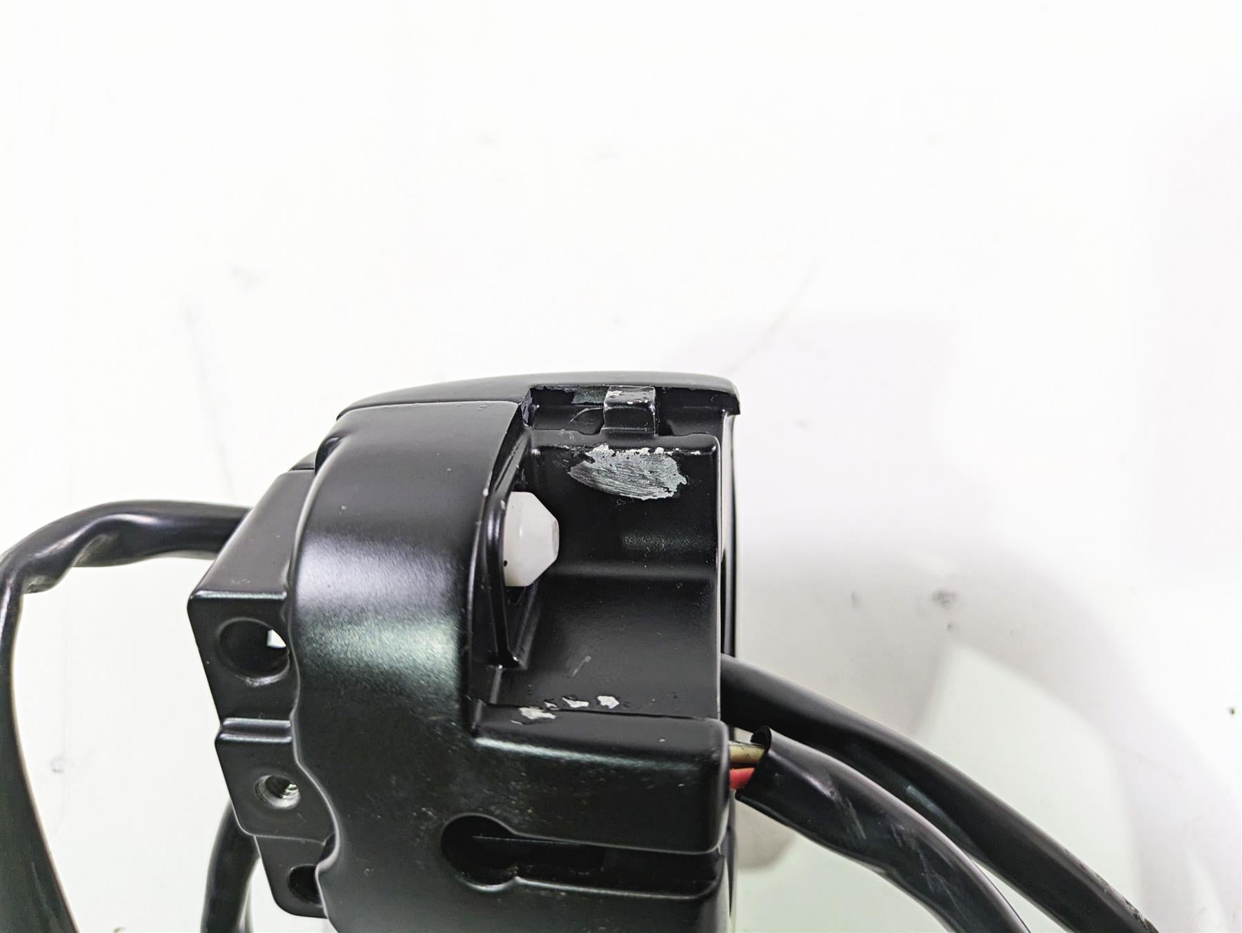 2017 Harley FLS Softail Slim Right Hand Start Stop Control Switch 71500297 {{ shop.shopifyCountryName }} - Mototech271