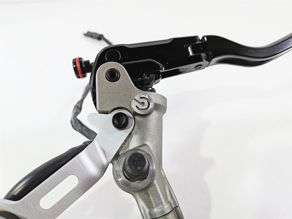 2019 Ducati Panigale V4S V4 S Corse Front Radial Brake Master Cylinder Rizoma Lever 62440762C {{ shop.shopifyCountryName }} - Mototech271