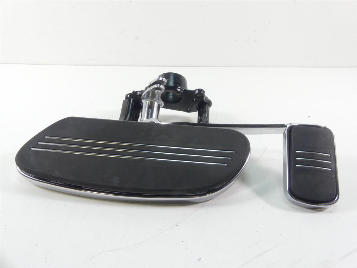 2012 Harley Touring FLHX Street Glide Front Floor Board Brake Pedal Set 50518-09 {{ shop.shopifyCountryName }} - Mototech271