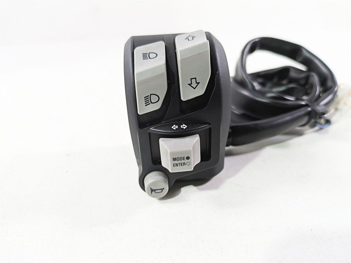 2022 Ducati Scrambler Desert Sled Left Hand Turn Signal Control Switch 65110271C {{ shop.shopifyCountryName }} - Mototech271