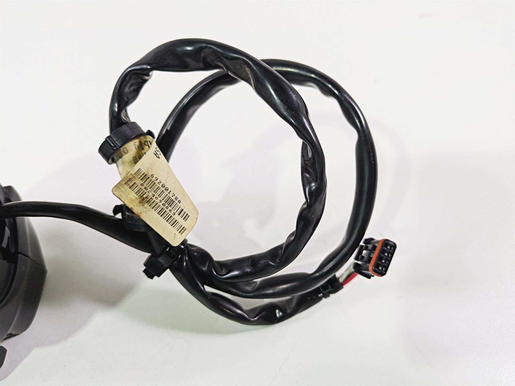2016 Harley Touring FLHR Road King Left Hand Control Switch - Read 71500126B {{ shop.shopifyCountryName }} - Mototech271