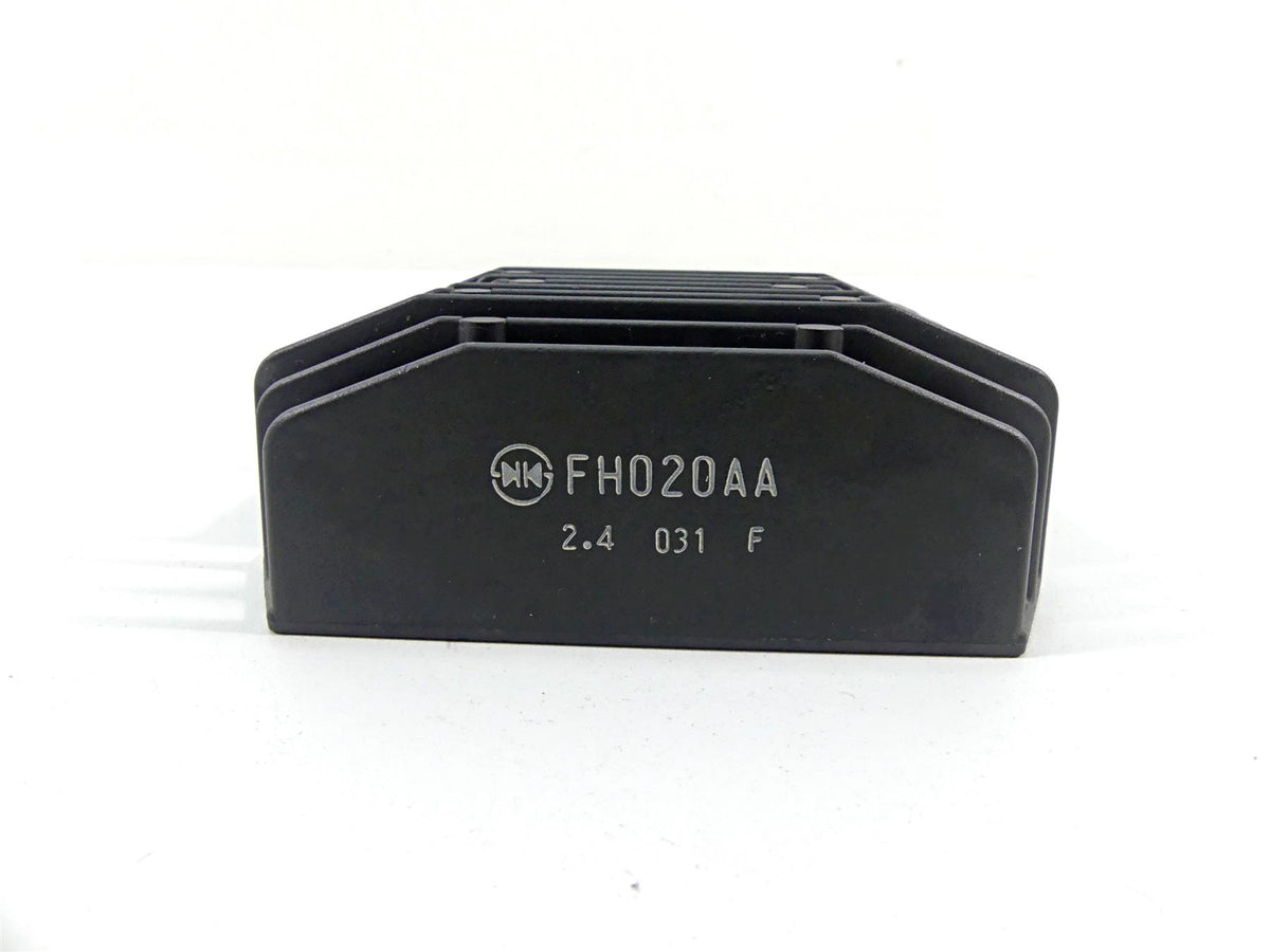 2012 Yamaha VMX17 VMAX 1700 Rectifier Voltage Regulator 1D7-81960-00-00 FH020AA {{ shop.shopifyCountryName }} - Mototech271