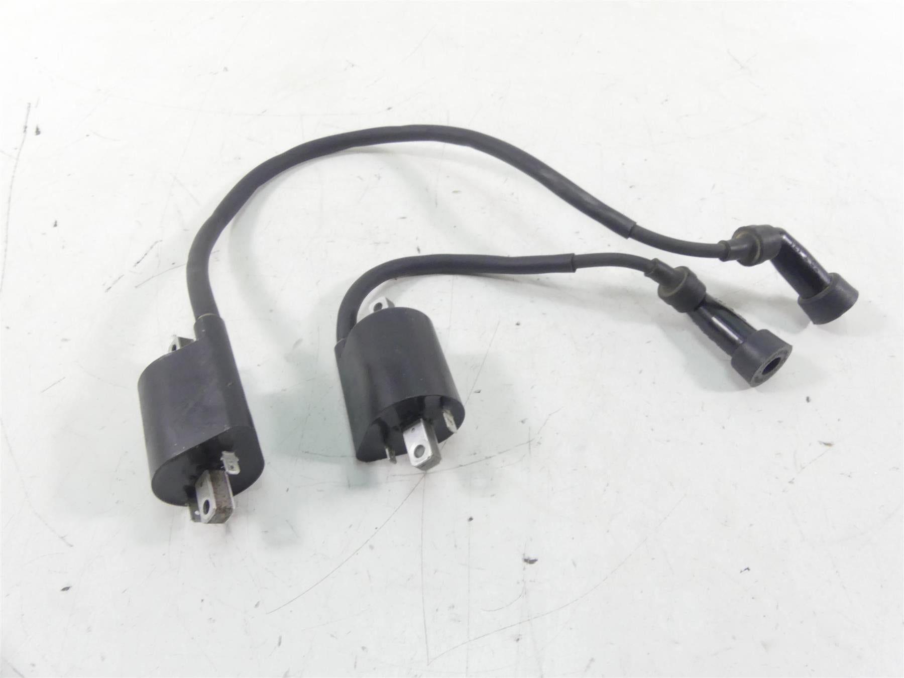 2002 Yamaha XVS1100 V-Star Ignition Coils Wire Plug Set 5EL-82310-00-00 {{ shop.shopifyCountryName }} - Mototech271