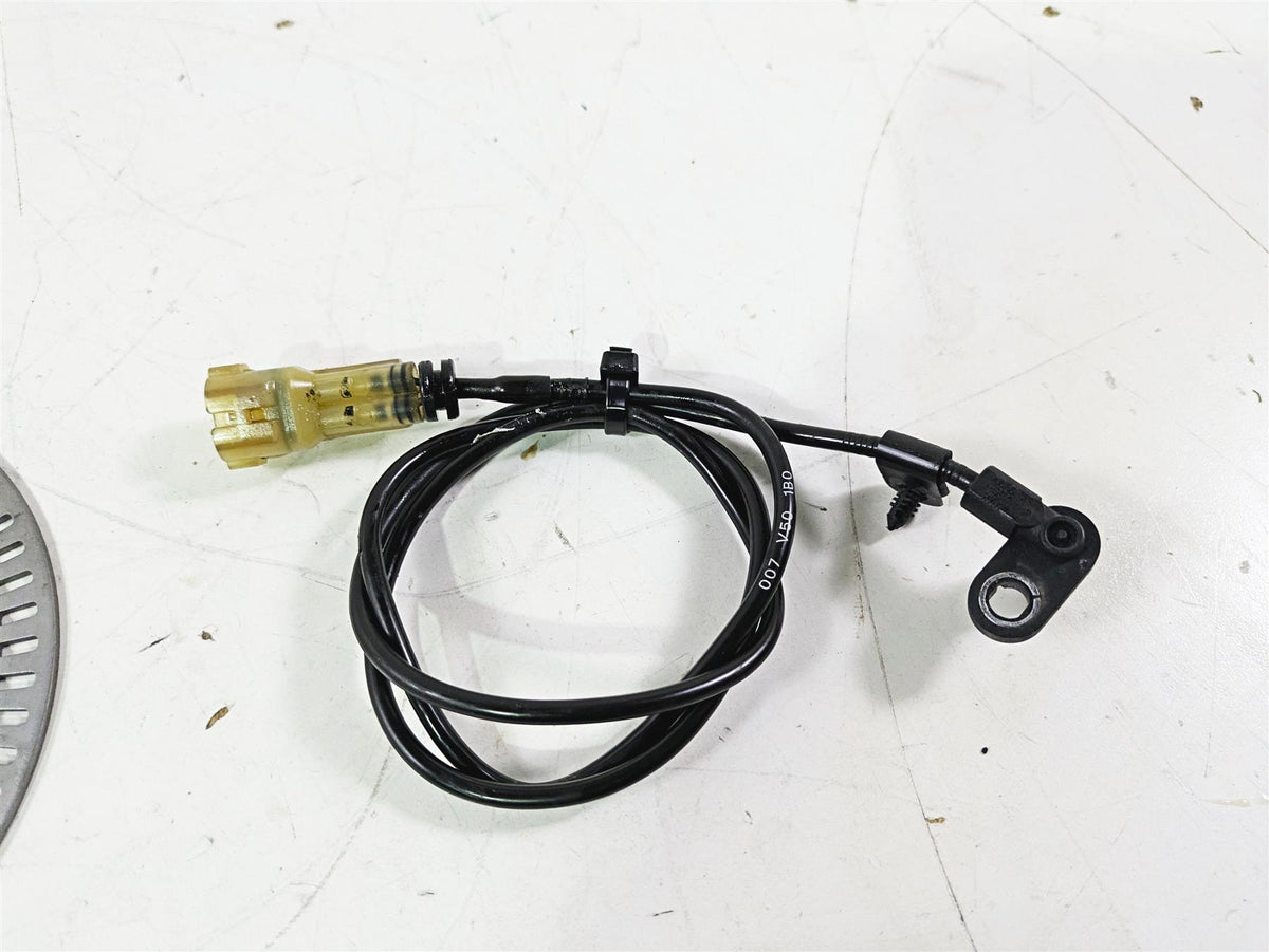 2019 Triumph Speed Triple RS 1050 Front Abs Brake Wheel Speed Sensor T2029270 {{ shop.shopifyCountryName }} - Mototech271