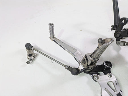 2006 Suzuki GSXR1000 K6 Front Left Right Footpeg Brake Master Set 43521-41G00 {{ shop.shopifyCountryName }} - Mototech271