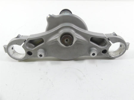 2015 Harley FLD Dyna Switchback Lower Triple Tree Steering Clamp 45900025 {{ shop.shopifyCountryName }} - Mototech271