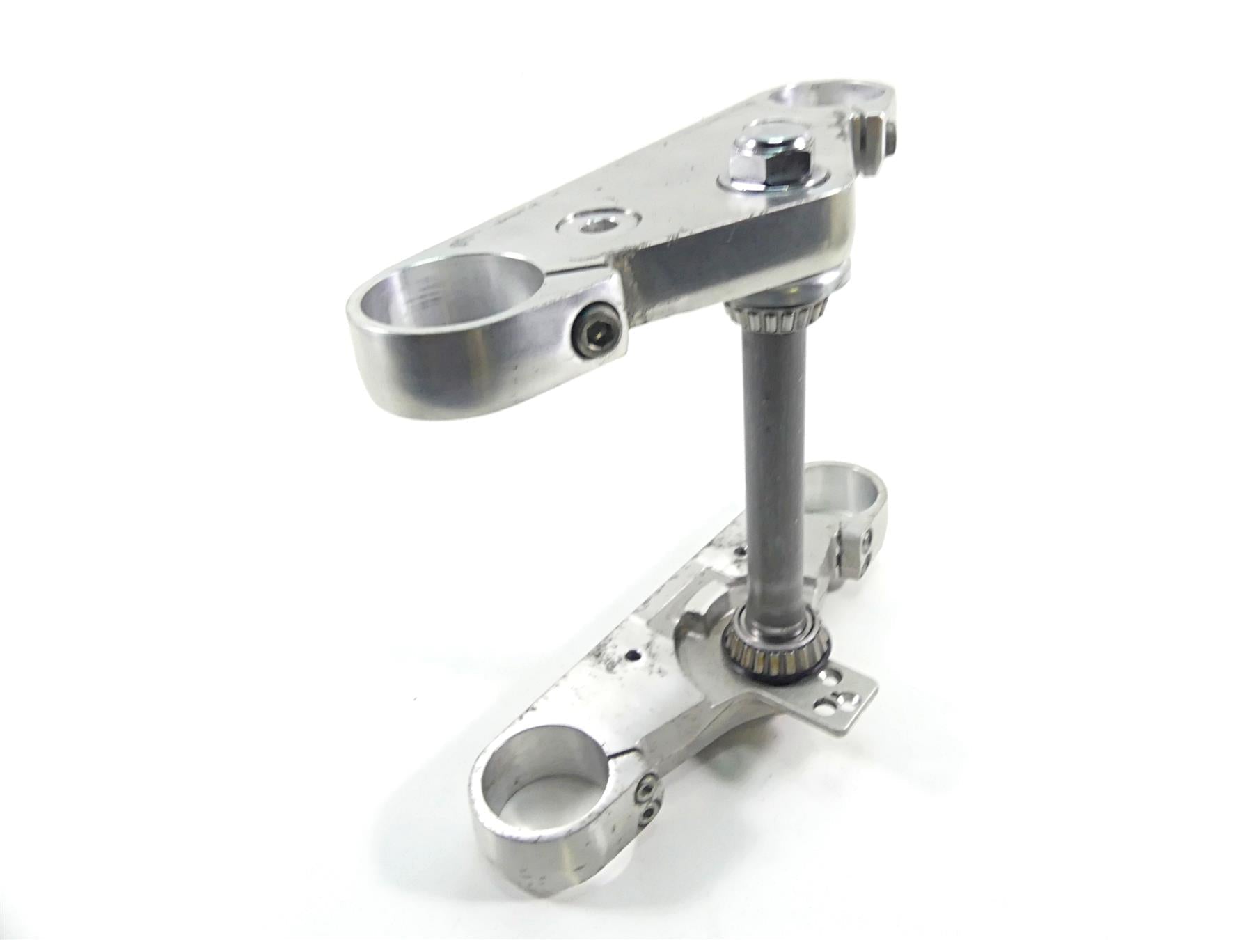 2002 Honda VTX1800 R Upper & Lower Triple Tree Set 53230-MCV-000 53219-MCH-000 {{ shop.shopifyCountryName }} - Mototech271